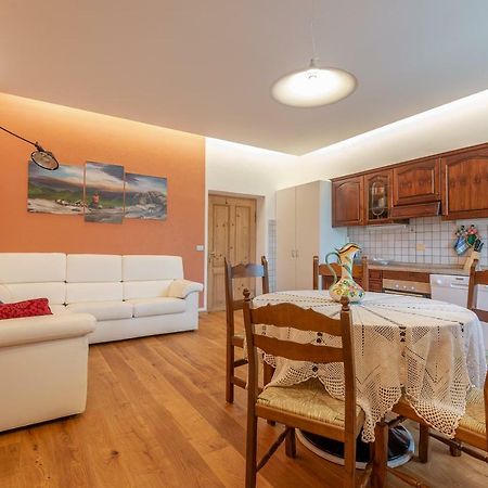 Ferienwohnung Ampia Casa In Cavalese By Gonewlocation Exterior foto